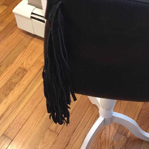 Fringe Crossbody - Picture 7 of 7